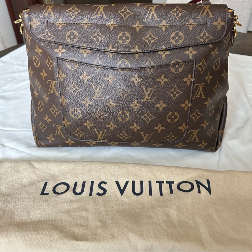 Louis Vuitton Brown Monogram Crossbody Bag - Picture 3 of 14